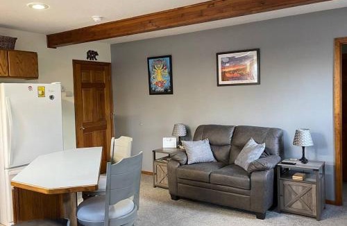 Kodiak Apartment | Den Mishka - Kodiak's Den of the Little Bear