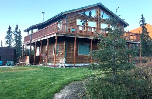 McKinley Park House | Denali Park - Ridgeview House with 360 mountain views all around!