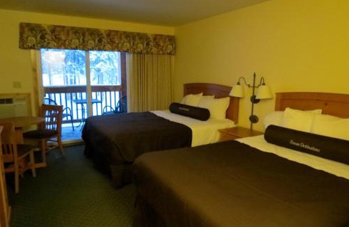 McKinley Park Cabin | Denali Park Village