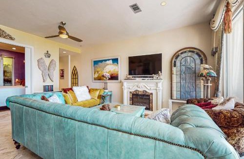 Galveston Apartment | Diamond Beach Resort Penthouse