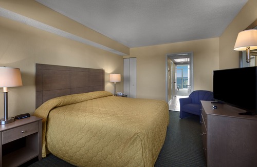 Arcadian Shores Resort | Directly Oceanfront King at Family Resort + Official On-Site Rental Privileges
