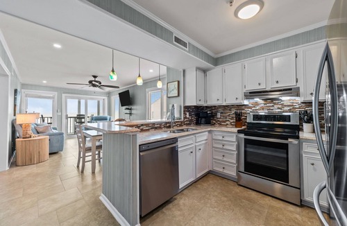 Myrtle Beach Condo | DISCOUNTED Sept 9th-12th Still Available! Oceanfront Condo STEPS FROM BEACH!