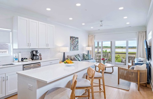 Georgetown House | Dockside Villas w. Pool + Boat Slip!