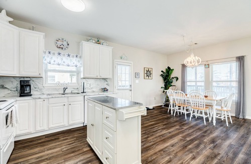 Terramar Beach House | Dog-friendly bayside home with a fenced yard & washer/dryer - walk to the beach