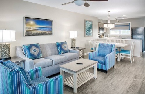 Ocean Ridge Condo | Edisto Island | Beach Weekend w/Friends | Pool + Beach | 3BR Sleeps 10