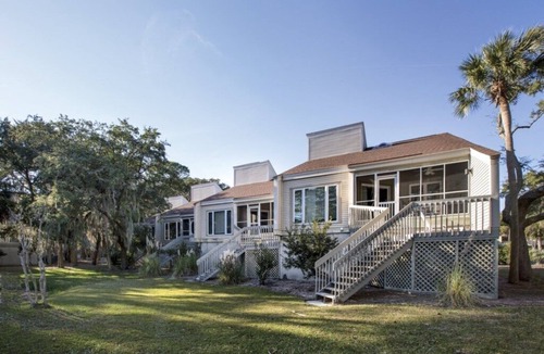 Ocean Ridge Condo | Edisto Island | Beach Weekend w/Friends | Pool + Beach | 3BR Sleeps 10