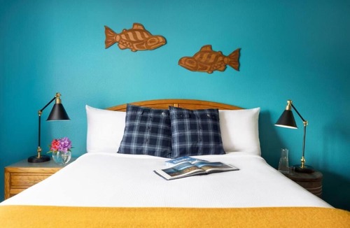 Ketchikan House | Embrace the Alaskan Wilderness in Our Cozy, Serene Fishing Retreat