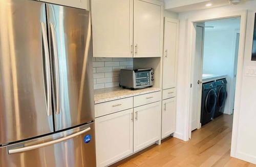 Boston Boat Rental | Endless Summer: Oceanside Views