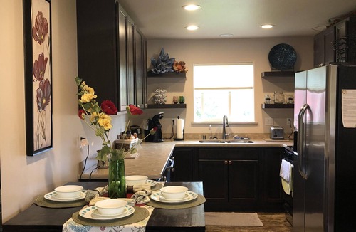 Soldotna Apartment | Enjoy the creature comforts of a home