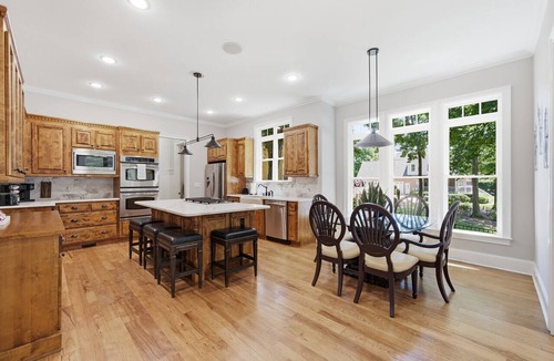 Terrell House | Entertainers Dream! Private Pool, Spa, Pool Table, Shuffleboard, Arcade, Firepit, Tiki Bar!