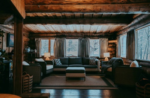 Chase Cabin | Entire Property Historic Chulitna River Lodge