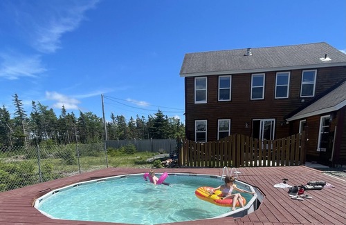Brigus Junction Ski Chalet | Executive Chalet 30 Mins From City Life