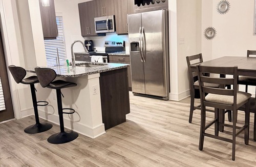 Cypress Apartment | Executive Corporate Housing-Luxe 2BR Apartment W/Corner Balcony in Cypress, TX!