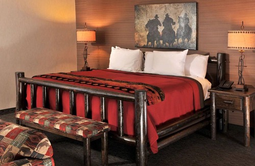 Independence Hotel | Expanded King Bunk Bed, Stoney Creek KC, Room for the Crew | 2 Units