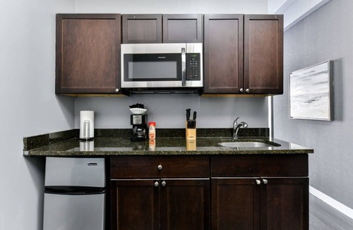Downtown Boston Apartment | Experience Boston At It’s Finest!