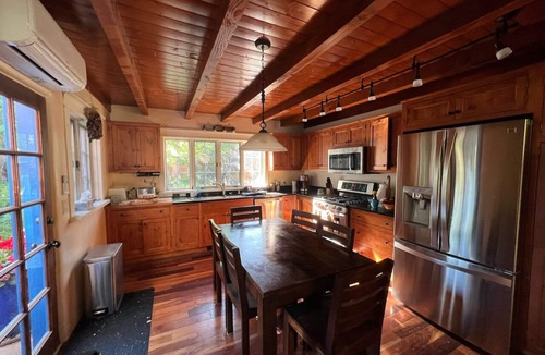 Historic Eastside House | Fabulous Eastside Historic Adobe Home walking distance to Plaza