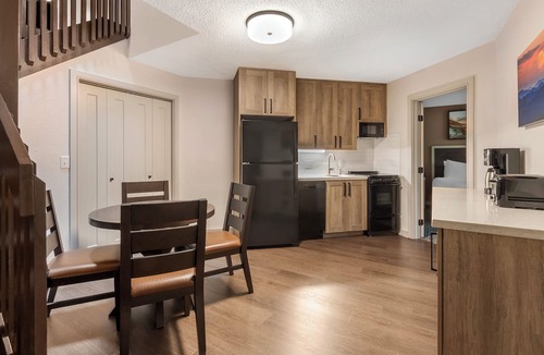 Sapphire Condo | Fairway Forest by Coolvacay