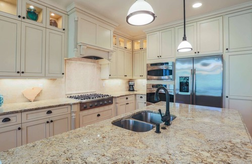 Pelican Bay House | Family-Friendly, Beautifully Furnished, Luxury Beach Home; Steps to the Beach and the Community Pool