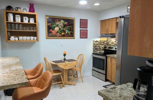 Hollywood Hills House | Family Retreat w/Dual Masters - Screened Pool, Media Game Room & Beach 6 Miles
