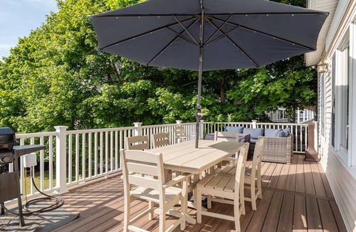 Wells Beach House | Fantastic house for large families, unique ROOFTOP DECK! 2 min. from the beach!
