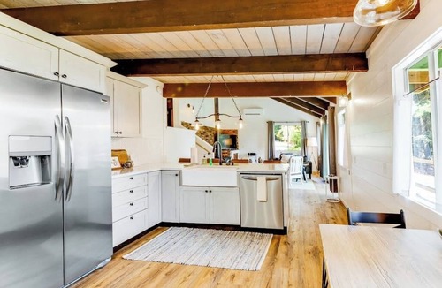 Olga House | Fantastic Waterfront Retreat in Eastsound with Expansive Deck and Stylish Interior - Dog Friendly