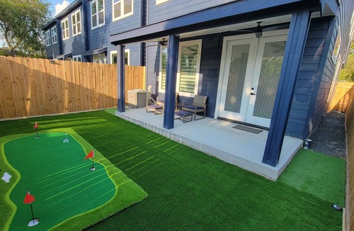 Northside House | Fifa World Cup Hub 8 min to Fan Fest Sleeps 10 3 bedrooms/3.5 bathrooms