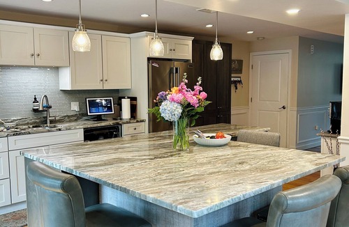 Dedham House | FIFA World CUP Updated historic home located near Gillette Stadium.