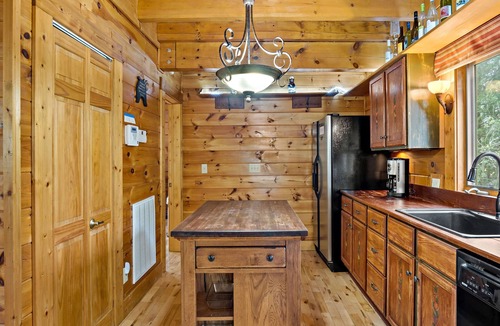 Lake Lure Cabin | Fire Pit, Rocking Chair Porch, Private, Log Cabin - The Enchanted