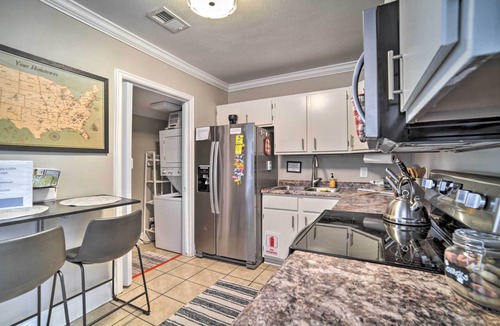 Port Royal Cottage | Fire Pit + Yard: Charming Port Royal Home!
