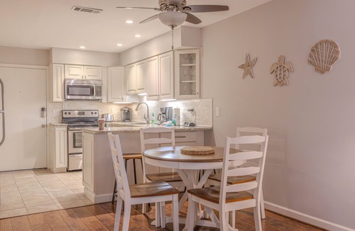 Folly Field Condo | First Floor, Updated, and a Short Walk to the Beach