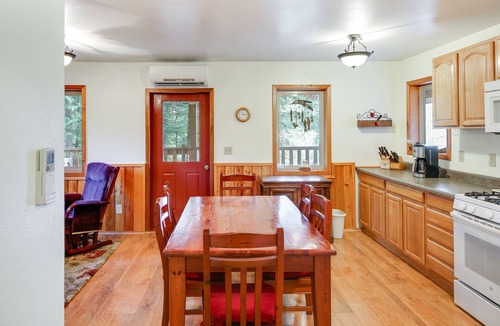 Coffman Cove Cabin | Forested Coffman Cove Cabin w/Wood-Burning Stove!