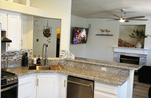 Spring Valley House | Fragrant Finnish Sauna & Amazing Private Pool with French 3 Bedrooms