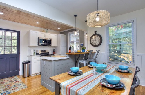Hapeville Cottage | Fully Appointed & Pet Friendly