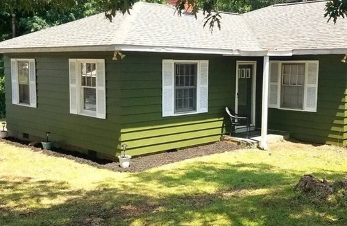 Spartanburg House | Fully Furnished 3BD/1BA in the Heart of Spartanburg Flexible Terms Option to Buy
