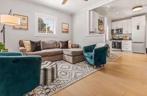 Fort Bragg House | Fully renovated historic home in the sunbelt with lovely yard, deck & firepit