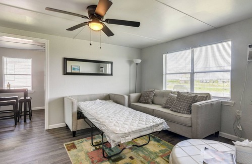 Galveston House | Galveston Vacation Rental: Steps to Sunny Beach!