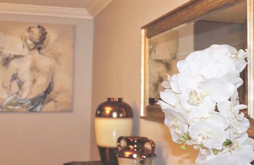 Marlborough House | GORGEOUS 5 Bedroom Home Close to BOSTON w/ WasherDryer + Free Parking