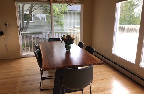 South Addition House | Gorgeous Downtown 3 Bed 2 bath Home & Sauna Walking distance downtown Anchorage