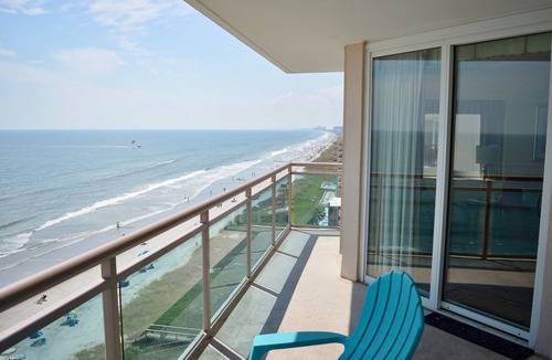 Crescent Beach Condo | Gorgeous Rare Corner "C" Wrap-Around Oceanfront Bahama Sands 3BR/3BA Ocean Drive