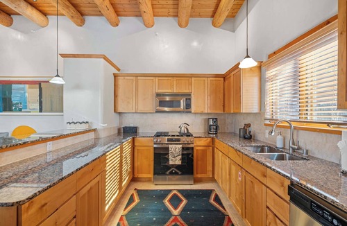 Tesuque Villa | Gorgeous Views, Art & Kiva Fireplaces