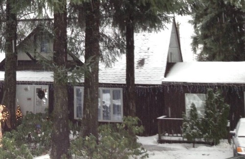 Mendenhaven Apartment | Grandma's Suite - Convenient Valley Location, Offering 10% OFF ON TOURS!