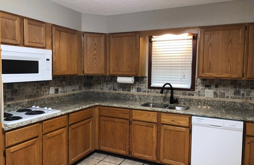 Sherrills Ford House | Great Location! Large Cove !