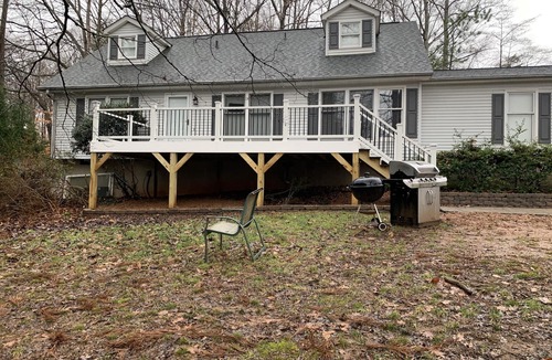 Sherrills Ford House | Great Location! Large Cove !