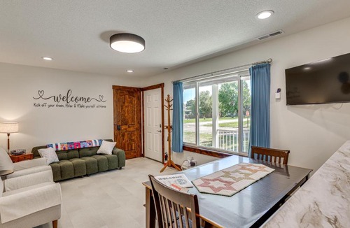 Hamilton House | Hamilton Charm Place, 4 Bdrm, 2 Bath, Step-Free