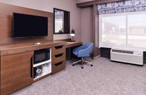 Altura Addition Hotel | Hampton Inn Albuquerque-University/Midtown