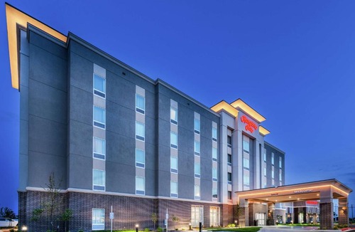 New Century Hotel | Hampton Inn Gardner