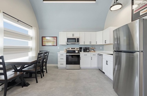 Pleasant Hill Apartment | Hangar 2 - Pleasant Hill Retreat Near Fishing Pond