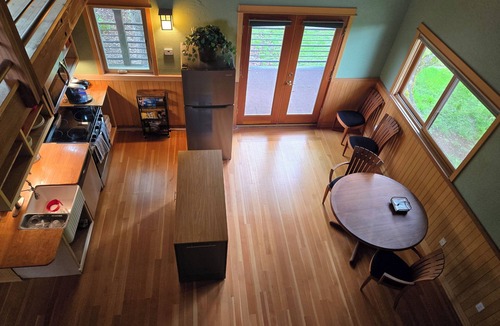 Western Apartment | Heron's Nest - Elegant King Master with custom woodwork, lofts and stained glass