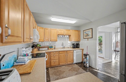 Beaufort House | High Tides & Positive Vibes with Pool & Dock Over Marsh!