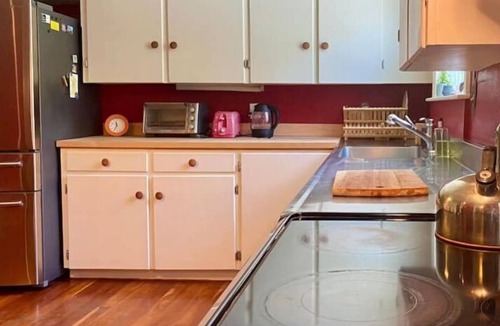 Elkins House | Historic 4-bedroom Home Close to Pleasant Lake